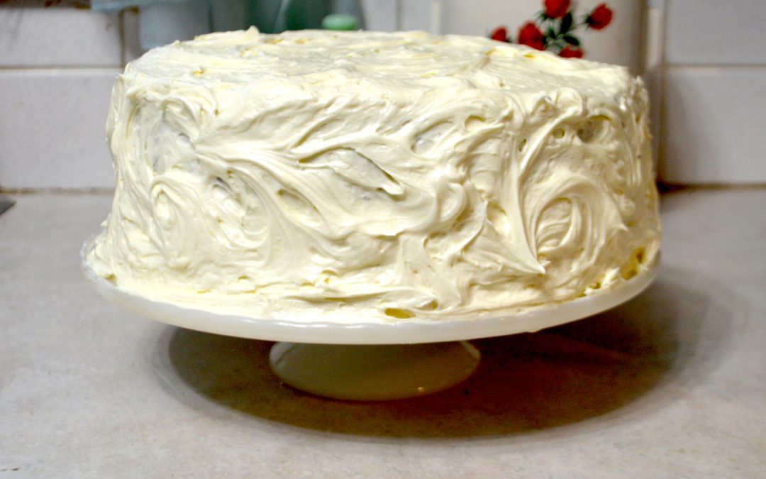Creamy Vanilla Icing Recipe with Raw Eggs